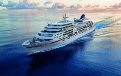MS EUROPA 2 und MS EUROPA verteidigen Bestnote Fünf-Sterne-Plus im Berlitz Cruise Guide 2019