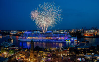 HAFENGEBURTSTAG HAMBURG: Vier AIDA Kussmundschiffe und großes AIDA Feuerwerk