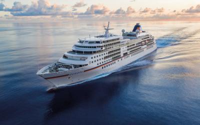 Hapag-Lloyd Cruises: MS EUROPA Beautyreise mit Stilmagazin ICON und Chefredakteurin Inga Griese