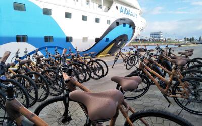 Mit Bambusrädern auf AIDA Weltreise