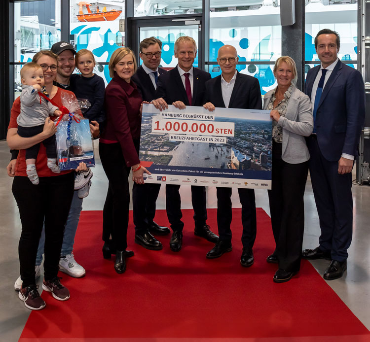 1 Millionster Kreuzfahrgast 2023 in Hamburg