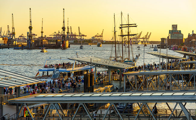 Abendstimmung an den Landungsbrücken